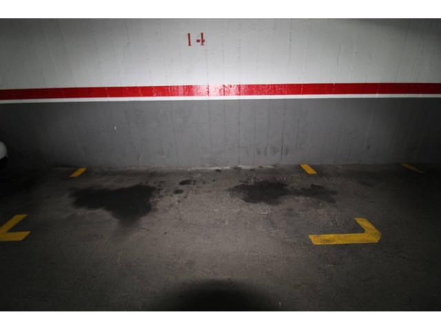 Garaje en venta en Sant Andreu photo 0