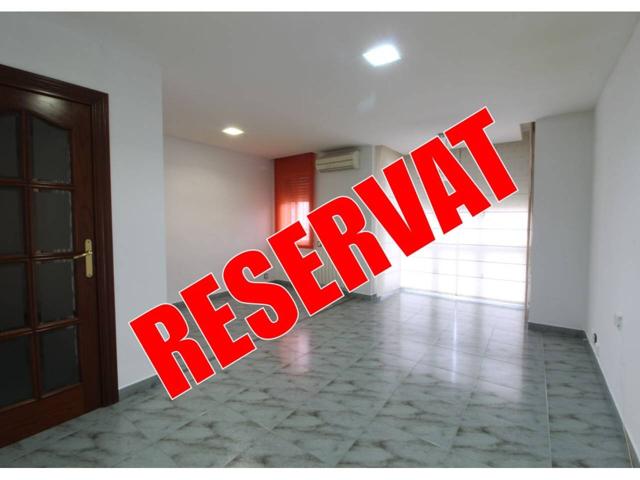 EN VENTA PISO CON ASCENSOR Y BALCON CON BUENA ILUMINACION photo 0