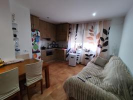 VIVIENDA EN DOS PLANTAS: ARRIBA VIVIENDA Y ABAJO PLAZA DE GARAJE Y LOCAL COMERCIAL, ACONDICIONADO. photo 0