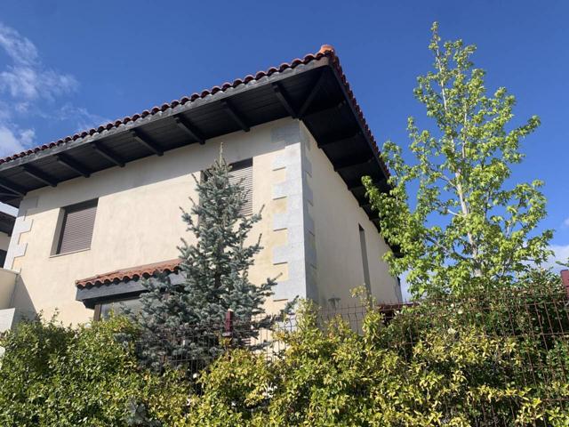 Chalet unifamiliar en alquiler en Bustarviejo photo 0