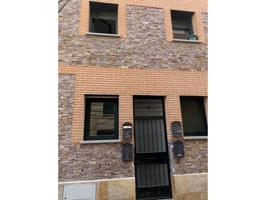 Piso en venta en Miraflores de la Sierra photo 0