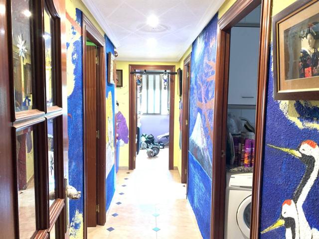 Piso en venta en Montolivet photo 0