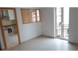 Piso en alquiler en Montolivet photo 0