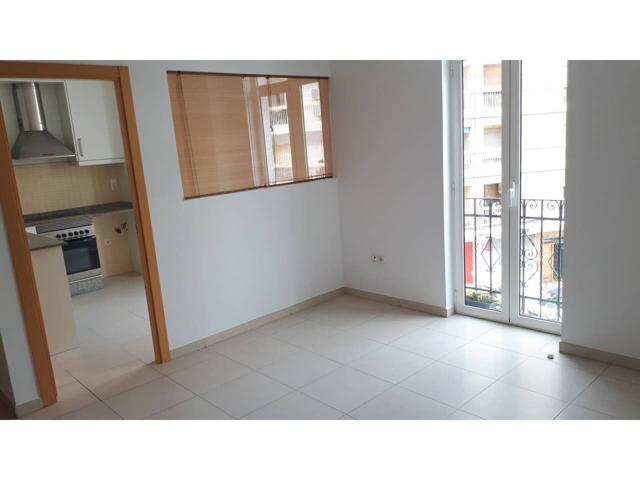 Piso en alquiler en Montolivet photo 0