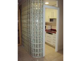 ATICO, ZONA, LUMINOSO, PRECIO, GARAJE, estupendo apartamento en venta junto al Altozano, para vivir o alquilar, con plaz photo 0