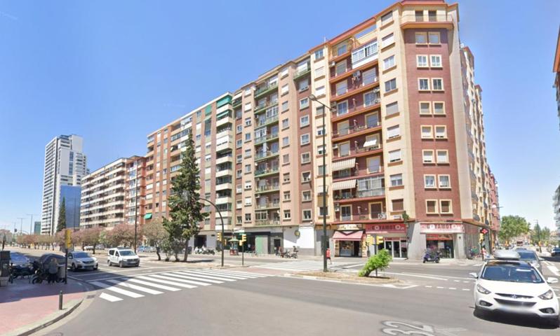Piso en venta en Zaragoza de 90 m2 photo 0