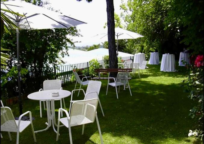 Casa - Chalet en venta en Novallas de 1800 m2 photo 0