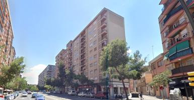 Piso en venta en Zaragoza de 83 m2 photo 0
