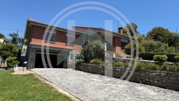 Vivienda independiente en Cànoves i Samalús con gran parcela y amplitud en todos los espacios photo 0