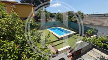 Tu refugio ideal en plena naturaleza – Con jardín, piscina y espacio para disfrutar con los tuyos photo 0