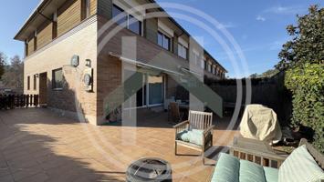 Entorno tranquilo y natural que combina calidad de vida, espacio y una excelente conexión. photo 0