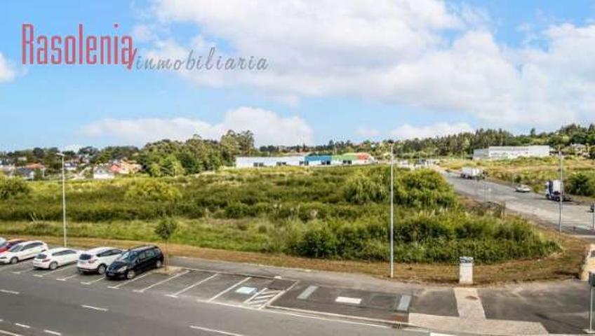 Suelo Venta de suelo Urbanoen CALLE SALNES PARCELA 5.1C, OLEIROS photo 0