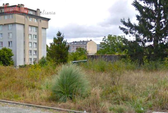 Se oferta suelo urbano residencial en calle Souto Vizoso en Narón de 8.730m² photo 0