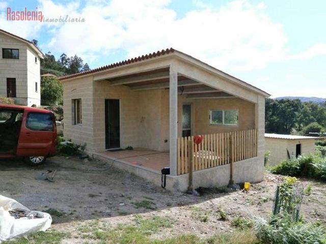 CASITA DE RECREO EN FORNELOS DE MONTES photo 0