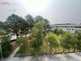 Venta piso en Mera photo 0