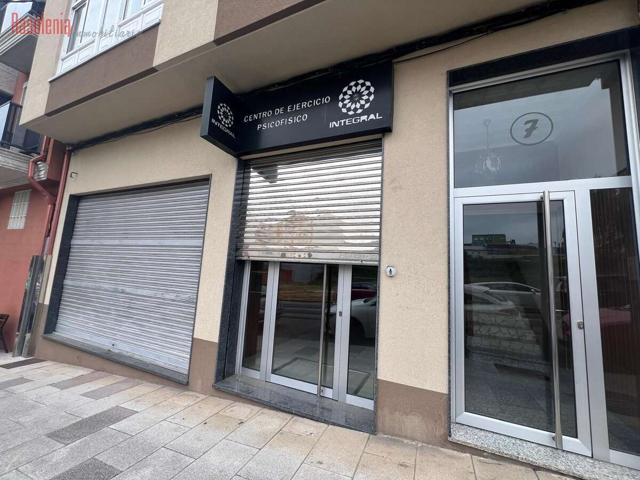 Venta de local en Carballo, A Coruña photo 0