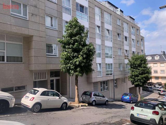 Venta de Local comercial en Betanzos photo 0