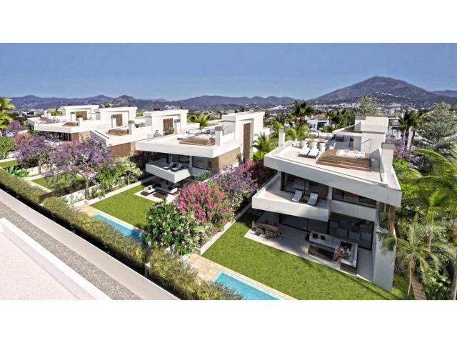 Villas de lujo en Puerto Banús, Marbella photo 0