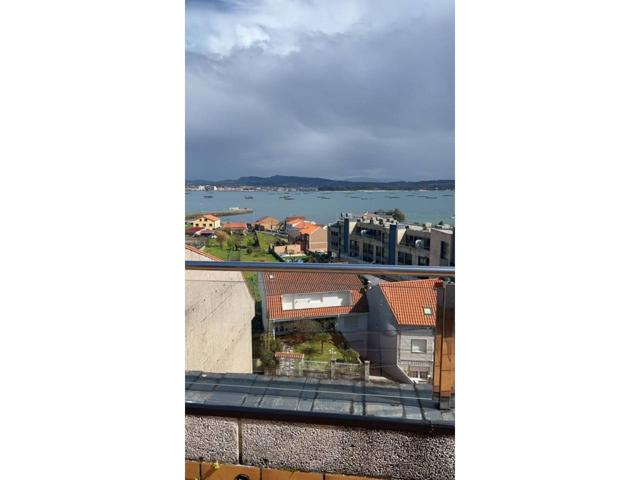 Venta de piso en A Illa de Arousa con terraza y vistas al mar photo 0