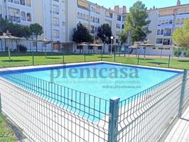 PISO CON GARAJE, TRASTERO Y PISCINA photo 0