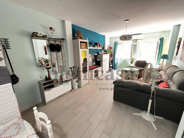 PISO CON ASCENSOR DE 4 DORMITORIOS photo 0