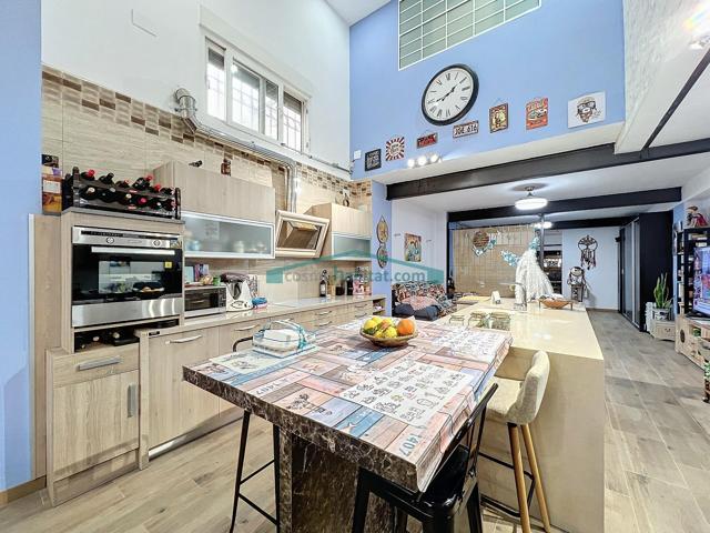 Ático dúplex con dos vivienda independientes a la venta photo 0