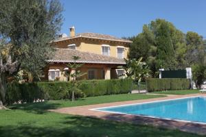 Espectacular finca ecuestre en Bétera en venta! photo 0