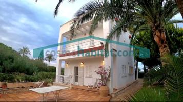 Espectacular villa en primera línea de mar en Cala Blanca, Jávea. photo 0
