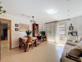 Luminoso y espacioso piso en venta, ubicado en la deseada y buscada zona de Parc Central, en Paterna photo 0