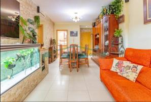 Estupenda vivienda seminueva para entrar a vivir en Puçol. photo 0