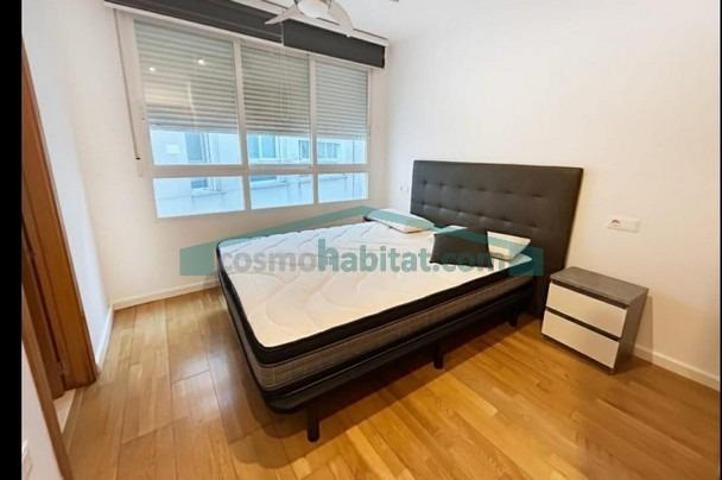 Tu nuevo hogar en Montserrat: luminoso, amueblado y con garaje y trastero incluidos photo 0