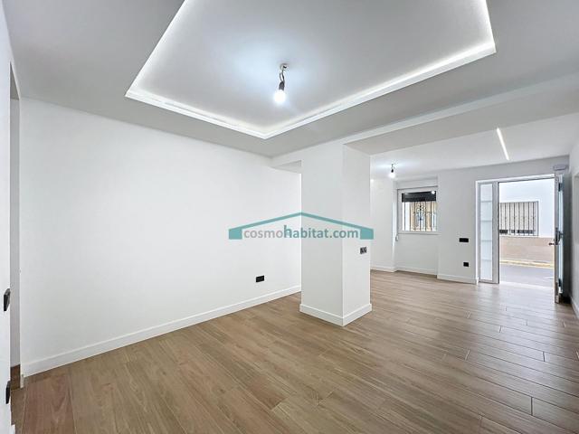 Preciosa casa con reforma integral a estrenar ubicada en el centro de Pedralba photo 0