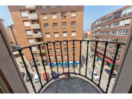 Venta de piso en Castro Urdiales photo 0