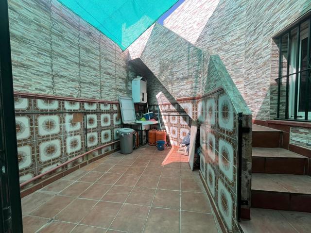 ¡CASA EN LOS BARRIOS! photo 0