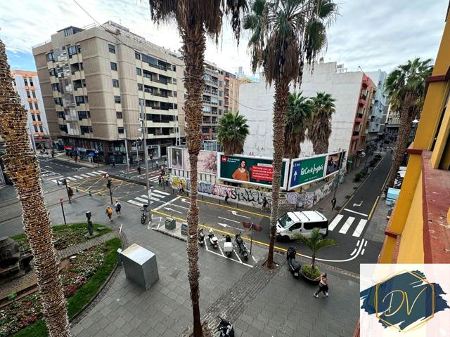 c- Imeldo Seris, Santa Cruz de Tenerife photo 0