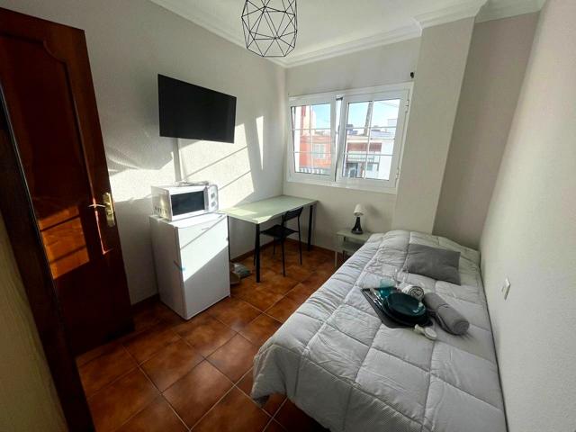 Habitación en Calle Adelantado, La Laguna photo 0