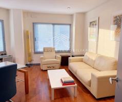 FANTÁSTICO Y CENTRICO PISO CON DOBLE USO, DE VIVIENDA O UNA MÁGNIFICA Y AMPLIA OFICINA photo 0