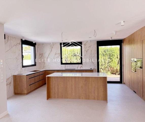 TU VILLA SOÑADA CON ACABADOS DE LUJO CERCA DEL MAR photo 0