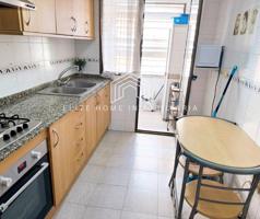 Tu Nuevo Hogar en Castellón, piso de 4 habitaciones, balcón, todo exterior luminoso photo 0