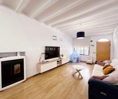 FANTÁSTICA CASA REFORMADA CON TERRAZA EN CASTELLÓN photo 0