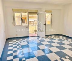 PISO PARA REFORMAR EN 4 PLANTA SIN ASCENSOR - CALLE SEGORBE photo 0