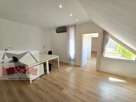  Ático En venta en Barri De Les Corts, Barcelona photo 0