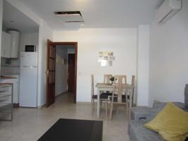 Piso En venta en Calle Nueva. 29640, Fuengirola (málaga)zona Puerto Deportivo, Fuengirola photo 0