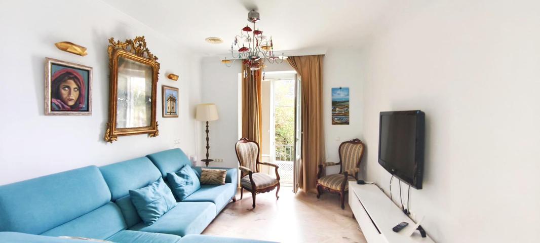 ZONA AYUNTAMIENTO - CADIZ - ¡¡ TOTALMENTE EXTERIOR CON BALCONES A LA CALLE !! photo 0