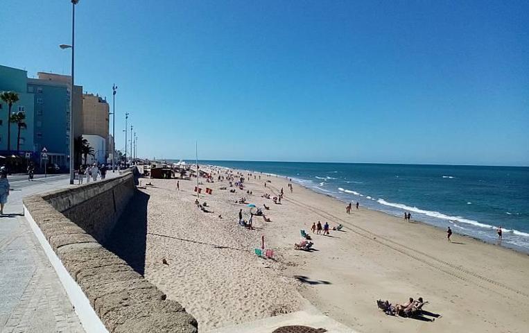 PLAYA VICTORIA- CADIZ- ¡ OPORTUNIDAD ÚNICA JUNTO A LA PLAYA CON ASCENSOR ! photo 0