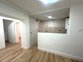 PLAZA CANDELARIA - CADIZ - ¡ EXTERIOR, REFORMADO, CON 4 HABITACIONES ! photo 0