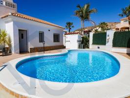Villa En venta en Pulpí photo 0