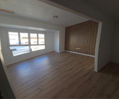 Piso En venta en Oliva photo 0
