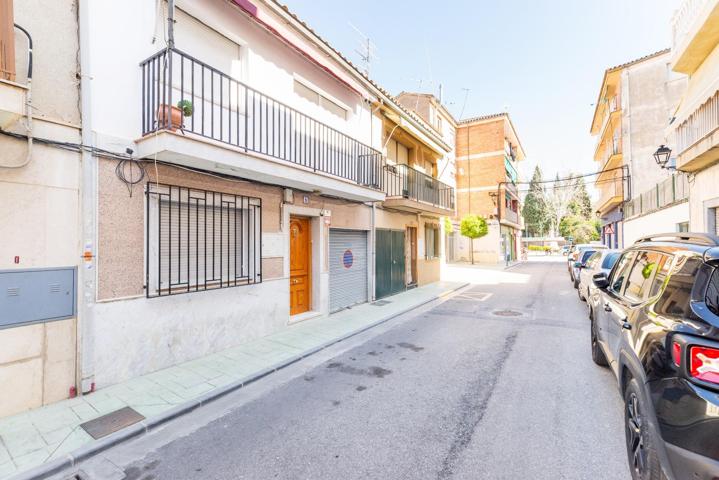 Encantadora casa en venta en Peligros photo 0