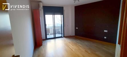 PISO EN VENTA EN ALCARRAS photo 0